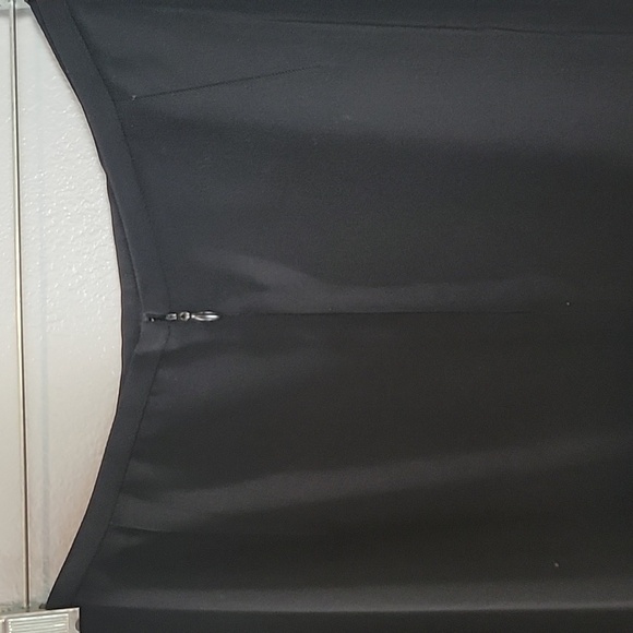 Apostrophe black lined maxi skirt with slit - Picture 2 of 9